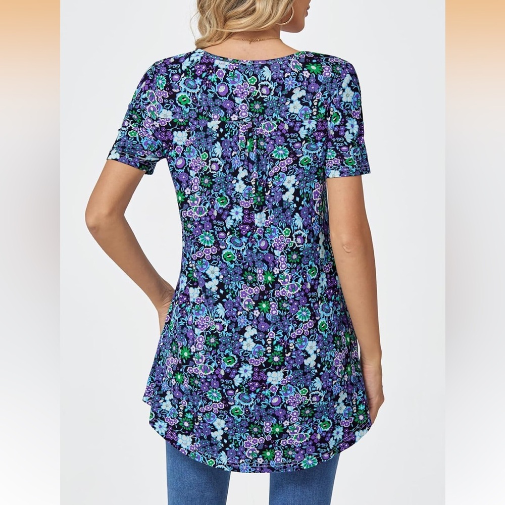 Purple Floral V-Neck Flowy Tunic Top Size Large - NWT πΈπ - Picture 2 of 3